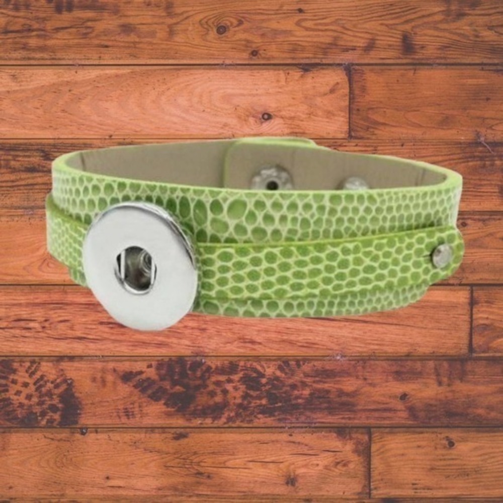 Green 18/20mm Snap Button Leather Bracelet